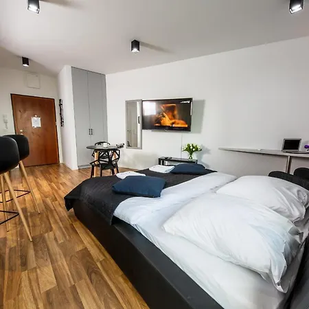 Apartament Kazou Service Przy Arkadii