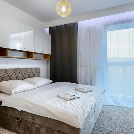 Kazou Service Przy Arkadii Apartament