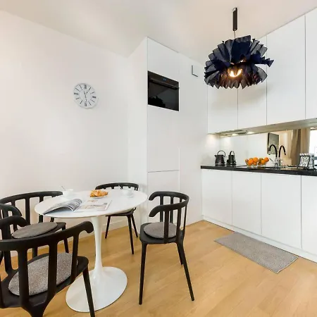 Kazou Service Przy Arkadii * Warszawa