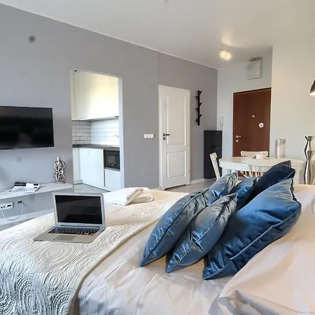 Kazou Service Przy Arkadii Apartament