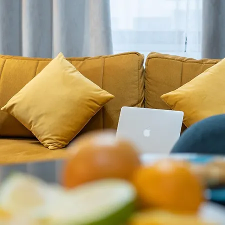 Kazou Service Przy Arkadii Apartament *